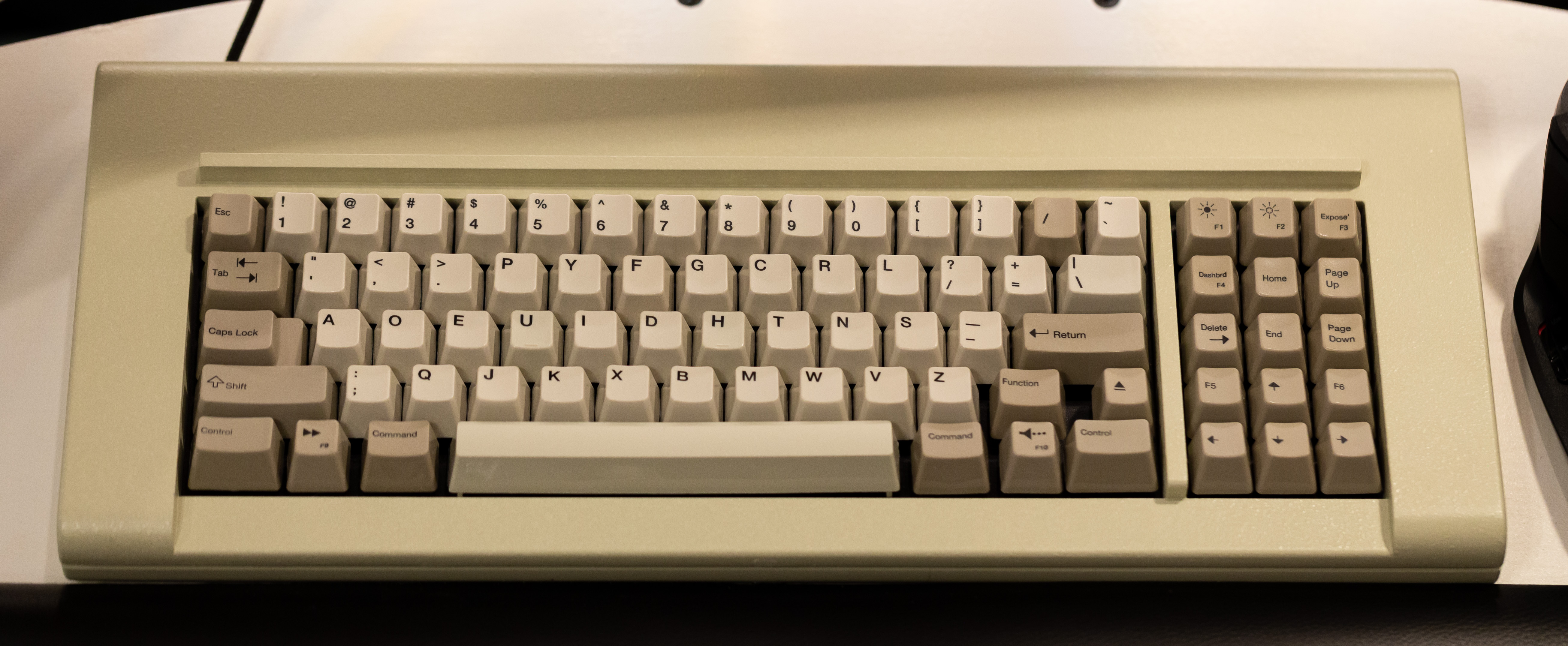 Model F77 keyboard